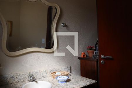 Casa à venda com 299m², 3 quartos e 4 vagasLavabo 