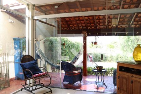 Casa à venda com 299m², 3 quartos e 4 vagasDetalhe da sala de jantar 