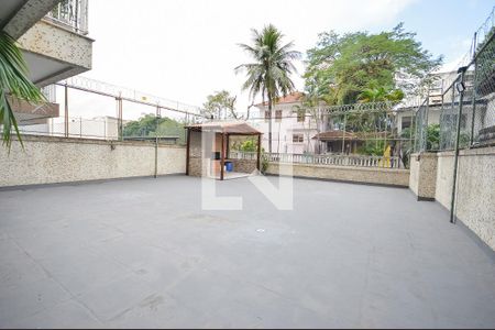 Apartamento para alugar com 123m², 3 quartos e 2 vagasÁrea comum - Churrasqueira