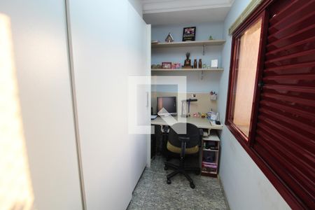 Apartamento à venda com 181m², 3 quartos e 4 vagasQuarto 1