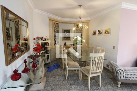 Apartamento à venda com 181m², 3 quartos e 4 vagasÁrea comum