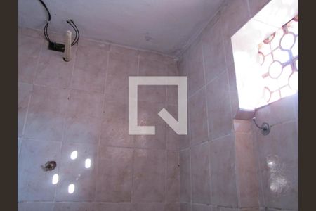 Banheiro de casa para alugar com 1 quarto, 37m² em Vila Paranagua, São Paulo