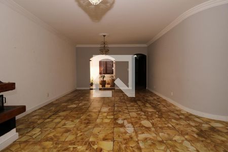 Sala de casa à venda com 4 quartos, 311m² em Santa Maria, Santo André