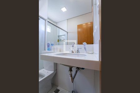 Apartamento para alugar com 269m², 4 quartos e 2 vagasBanheiro social