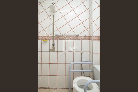 Casa à venda com 158m², 4 quartos e 2 vagasBanheiro de serviço