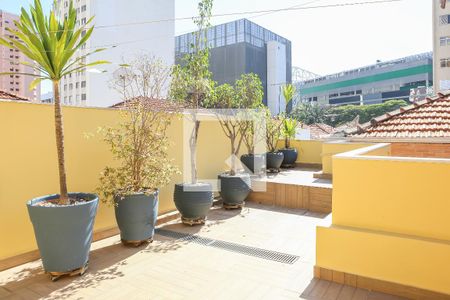 Casa de condomínio à venda com 168m², 4 quartos e 2 vagas Casa de condomínio à venda com 168m², 4 quartos e 2 vagasSótão