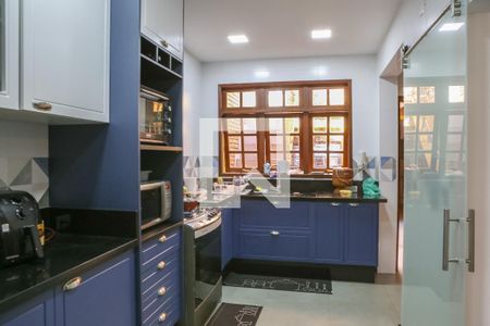 Casa de condomínio à venda com 168m², 4 quartos e 2 vagas Casa de condomínio à venda com 168m², 4 quartos e 2 vagasCozinha