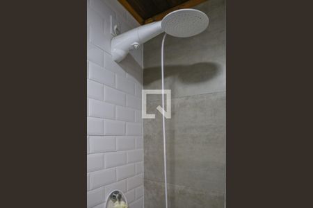 Casa de condomínio à venda com 168m², 4 quartos e 2 vagas Casa de condomínio à venda com 168m², 4 quartos e 2 vagasBanheiro de serviço