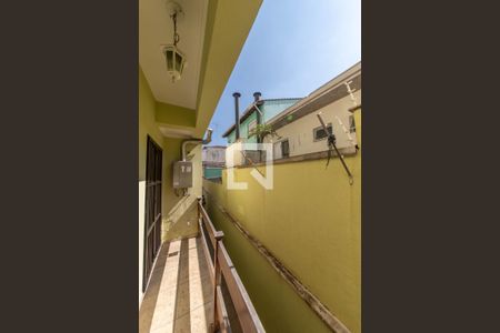 Casa à venda com 468m², 4 quartos e 4 vagas Casa à venda com 468m², 4 quartos e 4 vagasSacada da Suíte 2 e 3