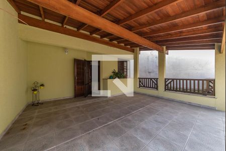 Casa à venda com 468m², 4 quartos e 4 vagas Casa à venda com 468m², 4 quartos e 4 vagasVaranda da Suíte 1