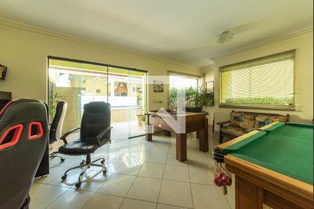 Casa à venda com 468m², 4 quartos e 4 vagas Casa à venda com 468m², 4 quartos e 4 vagasÁrea comum