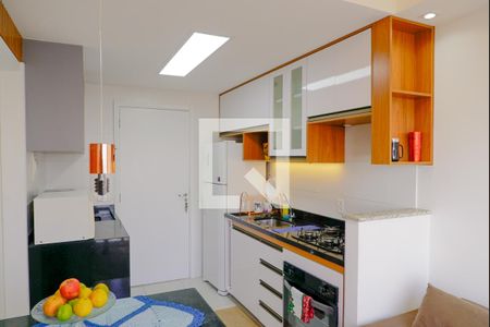 Sala / Cozinha /Área de Serviço de apartamento para alugar com 1 quarto, 30m² em Cambuci, São Paulo