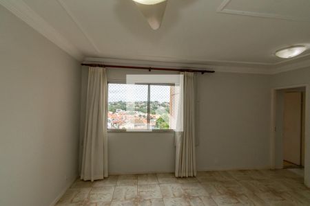 Sala de Estar/Jantar  de apartamento à venda com 3 quartos, 78m² em Taquaral, Campinas