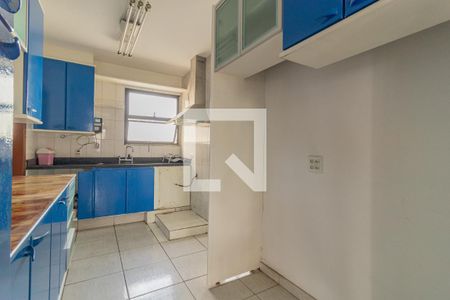 Apartamento à venda com 358m², 4 quartos e 3 vagasCozinha