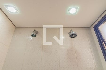 Apartamento à venda com 358m², 4 quartos e 3 vagasBanheiro da Suite 1