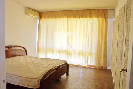 Casa à venda com 1500m², 5 quartos e NaN vagas Casa à venda com 1500m², 5 quartos e NaN vagasSuíte 2