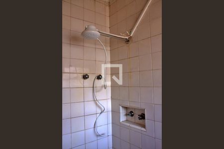 Casa à venda com 1500m², 5 quartos e NaN vagas Casa à venda com 1500m², 5 quartos e NaN vagasBanheiro de serviço