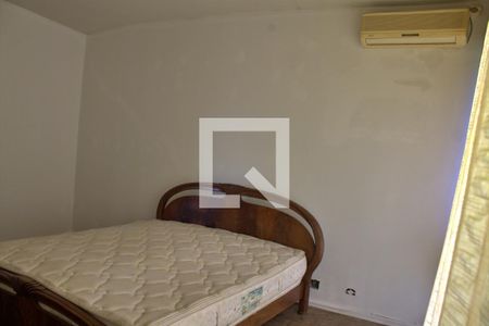 Casa à venda com 1500m², 5 quartos e NaN vagas Casa à venda com 1500m², 5 quartos e NaN vagasSuíte 2