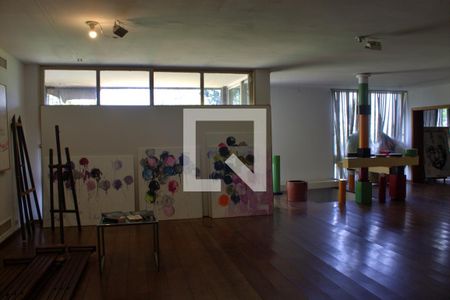 Casa à venda com 1500m², 5 quartos e NaN vagas Casa à venda com 1500m², 5 quartos e NaN vagasSala 7