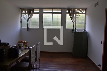 Casa à venda com 1500m², 5 quartos e NaN vagas Casa à venda com 1500m², 5 quartos e NaN vagasSala 5