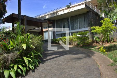 Casa à venda com 1500m², 5 quartos e NaN vagas Casa à venda com 1500m², 5 quartos e NaN vagasÁrea externa