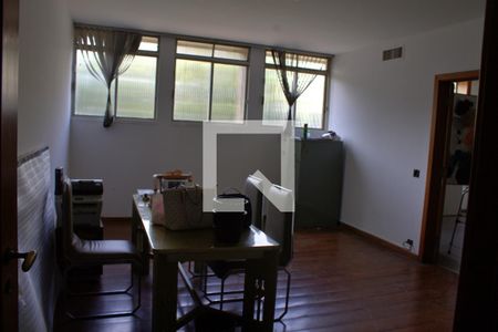 Casa à venda com 1500m², 5 quartos e NaN vagas Casa à venda com 1500m², 5 quartos e NaN vagasSala 5