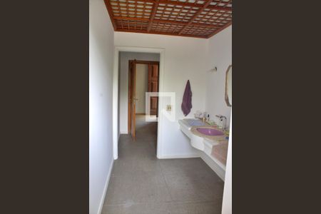 Casa à venda com 1500m², 5 quartos e NaN vagas Casa à venda com 1500m², 5 quartos e NaN vagasBanheiro