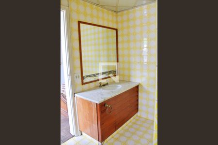 Casa à venda com 1500m², 5 quartos e NaN vagas Casa à venda com 1500m², 5 quartos e NaN vagasBanheiro da Suíte 1