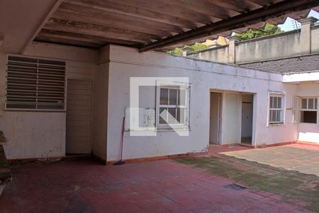 Casa à venda com 1500m², 5 quartos e NaN vagas Casa à venda com 1500m², 5 quartos e NaN vagasÁrea externa