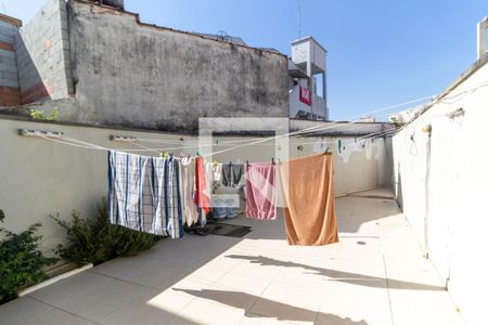 Casa à venda com 300m², 3 quartos e 2 vagasQuintal