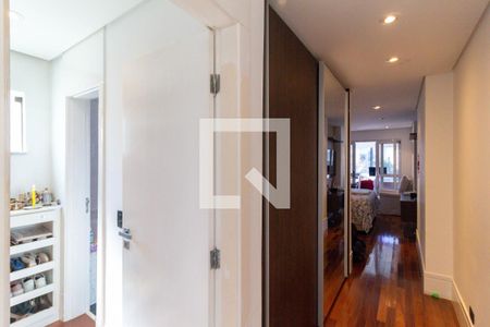 Casa à venda com 300m², 3 quartos e 2 vagasQuarto 1