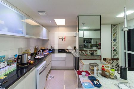 Casa à venda com 300m², 3 quartos e 2 vagasCozinha