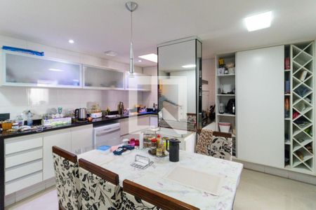 Casa à venda com 300m², 3 quartos e 2 vagasCozinha