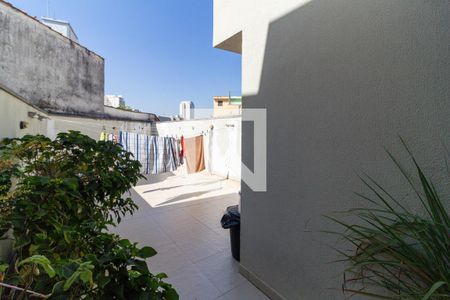 Casa à venda com 300m², 3 quartos e 2 vagasQuintal