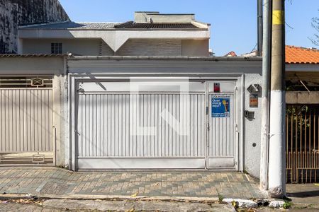 Casa à venda com 300m², 3 quartos e 2 vagasFachada