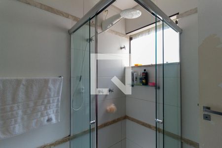 Casa à venda com 300m², 3 quartos e 2 vagasBanheiro do quarto 2