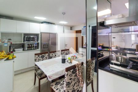 Casa à venda com 300m², 3 quartos e 2 vagasCozinha