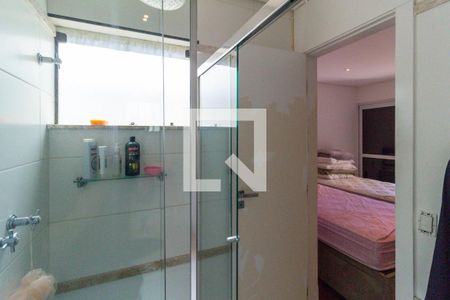 Casa à venda com 300m², 3 quartos e 2 vagasBanheiro do quarto 2