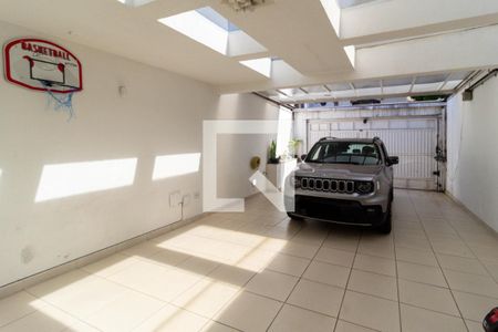 Casa à venda com 300m², 3 quartos e 2 vagasGaragem