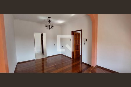 Sala de casa para alugar com 3 quartos, 99m² em Vila Valparaiso, Santo André