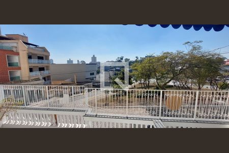 Vista da Sala de casa para alugar com 3 quartos, 99m² em Vila Valparaiso, Santo André