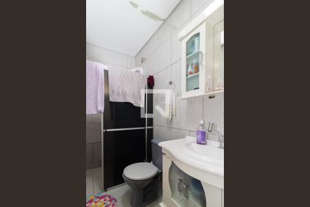 Casa à venda com 60m², 2 quartos e 3 vagas Casa à venda com 60m², 2 quartos e 3 vagasBanheiro