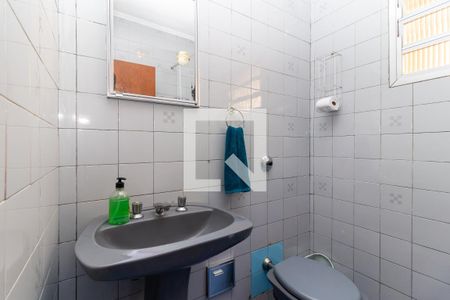 Casa à venda com 260m², 6 quartos e 3 vagasBanheiro 2 - Casa 01