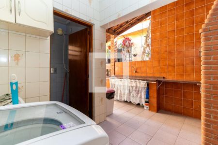 Casa à venda com 260m², 6 quartos e 3 vagasÁrea de Serviço - Casa 01