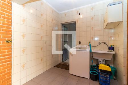 Casa à venda com 260m², 6 quartos e 3 vagasÁrea de Serviço - Casa 01