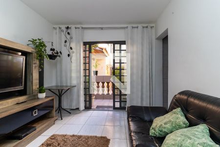 Casa à venda com 260m², 6 quartos e 3 vagasSala - Casa 02