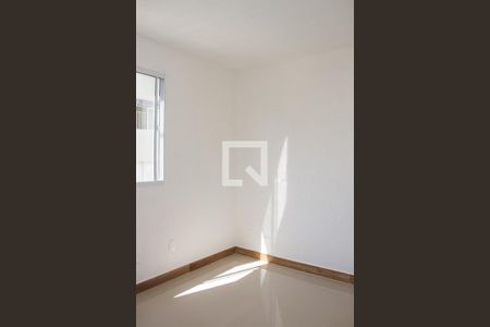 Quarto 01 de apartamento para alugar com 2 quartos, 40m² em Cascadura, Rio de Janeiro