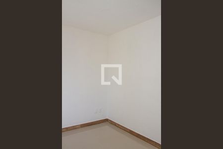 Quarto 01 de apartamento para alugar com 2 quartos, 40m² em Cascadura, Rio de Janeiro