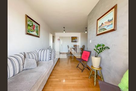 Sala de apartamento à venda com 3 quartos, 90m² em City Bussocaba, Osasco