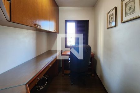 Apartamento à venda com 125m², 4 quartos e 2 vagasQuarto 1